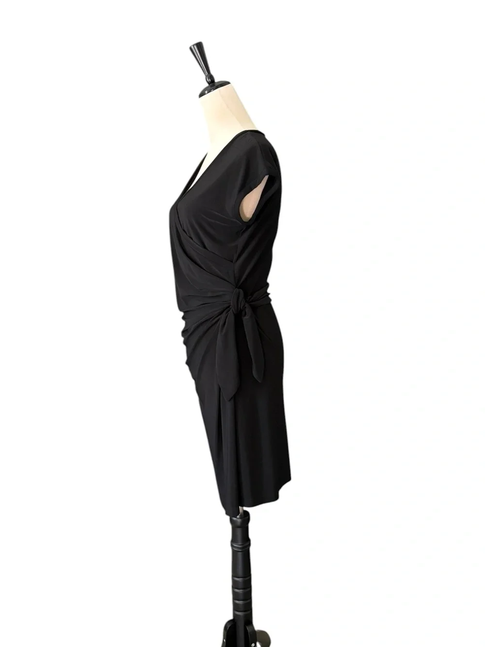 Diane Von Furstenberg DVF Black Silk Jersey Wrap‎ Dress Classic LBD Tie Waist 🎀